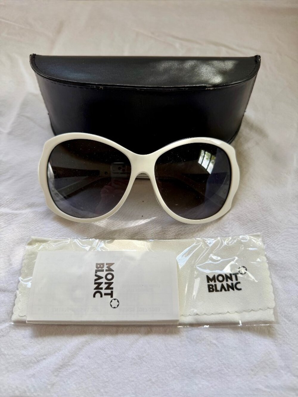 NWT Montblanc Women Cala Luna White Sunglasses with Cast